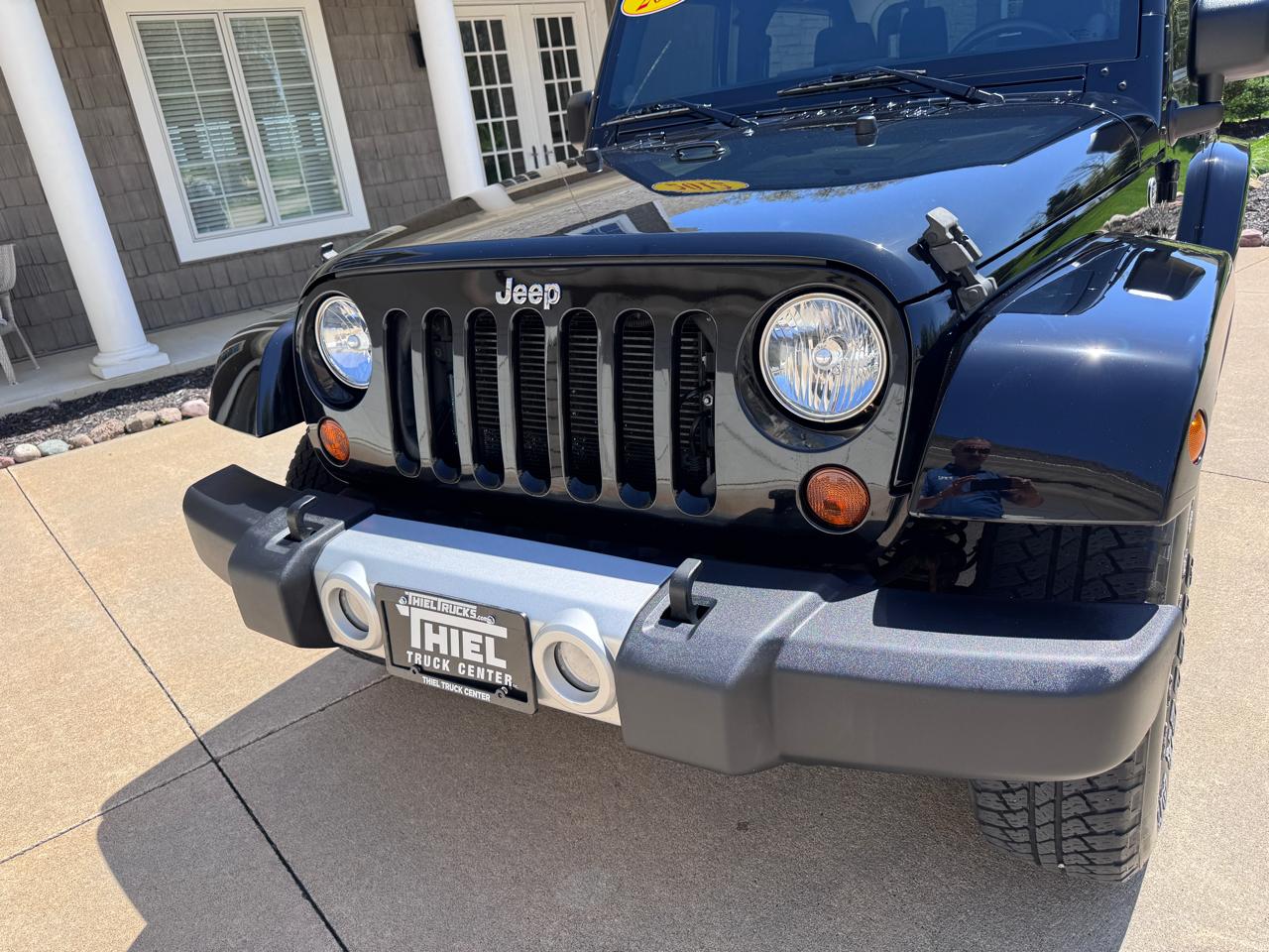 Jeep Wrangler 4WD 2dr Sahara 2012