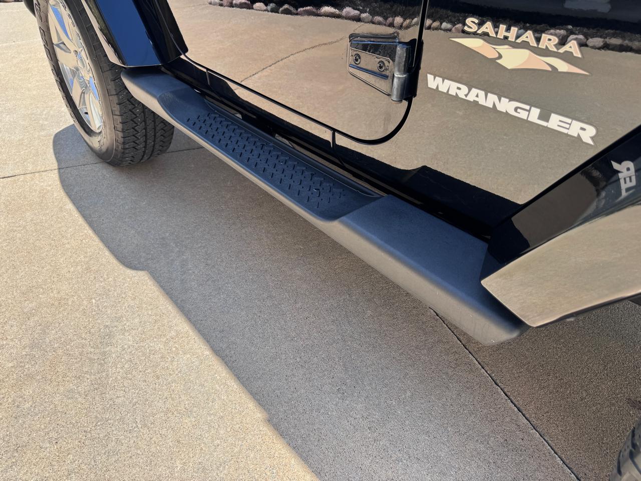 Jeep Wrangler 4WD 2dr Sahara 2012