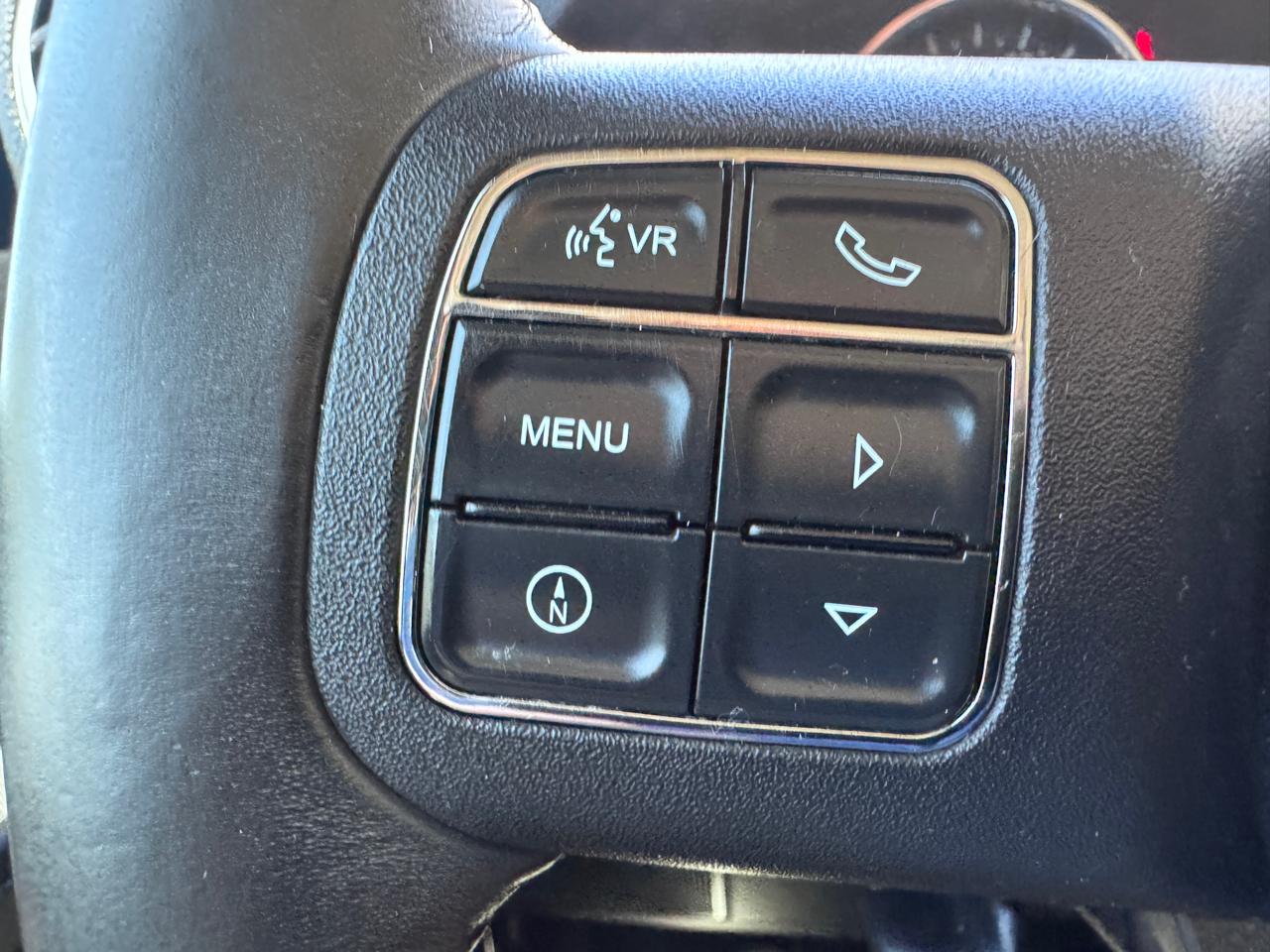 Jeep Wrangler 4WD 2dr Sahara 2012