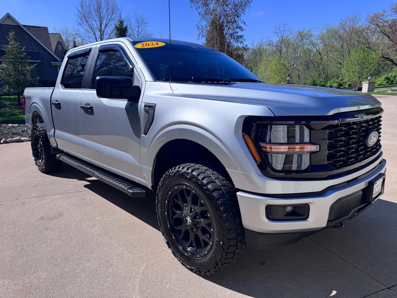 Ford F-150 STX 4WD SuperCrew 5.5' Box 2024