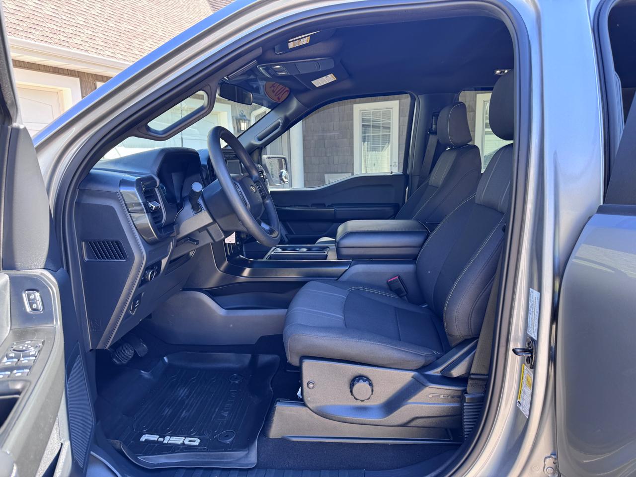 Ford F-150 STX 4WD SuperCrew 5.5' Box 2024