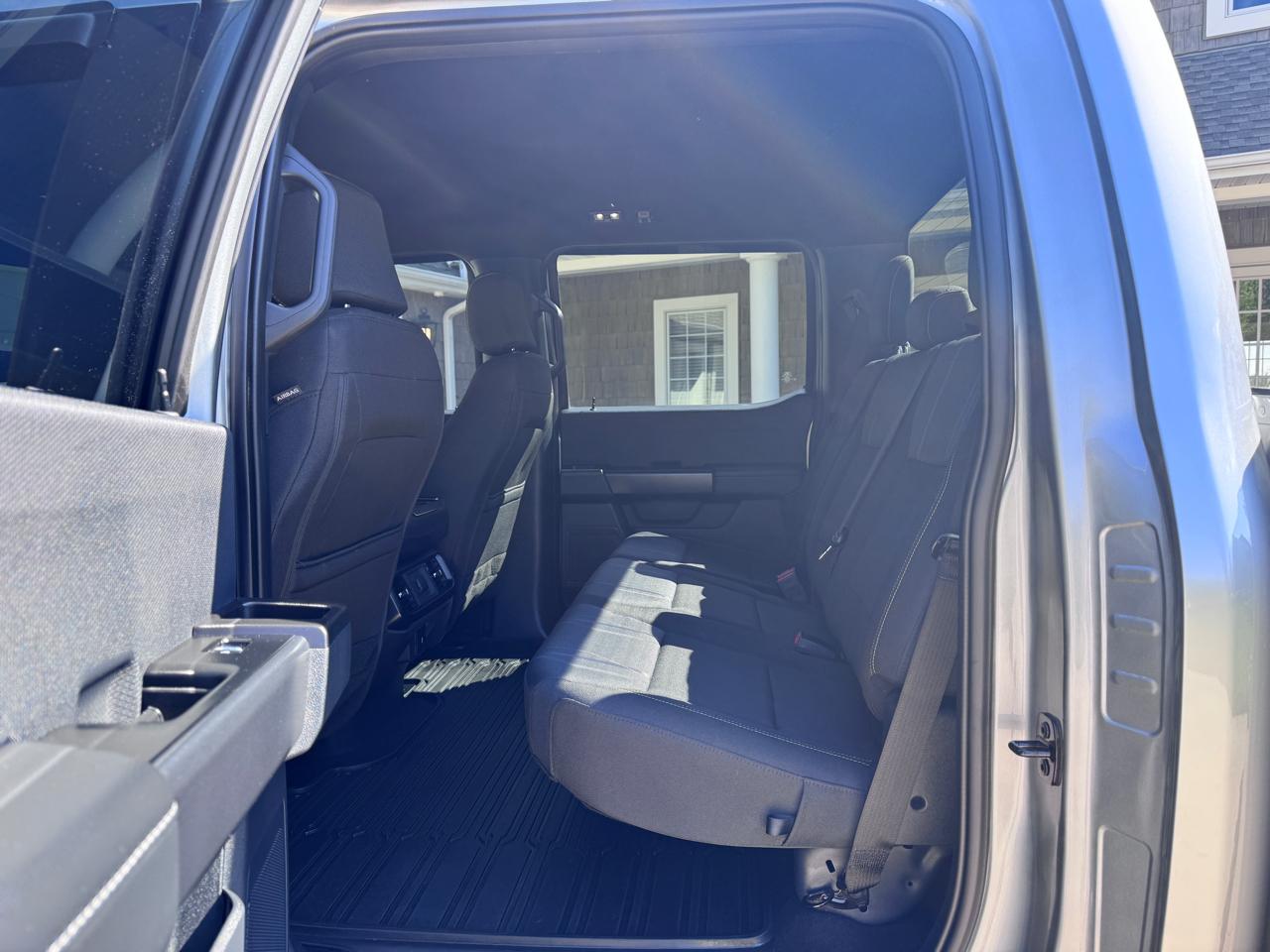 Ford F-150 STX 4WD SuperCrew 5.5' Box 2024