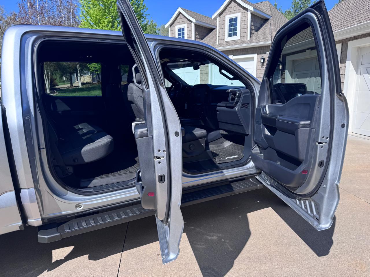 Ford F-150 STX 4WD SuperCrew 5.5' Box 2024