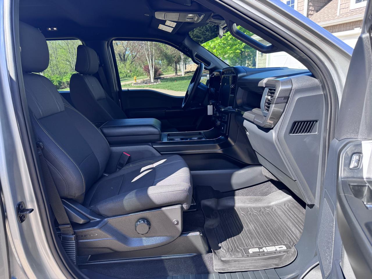 Ford F-150 STX 4WD SuperCrew 5.5' Box 2024