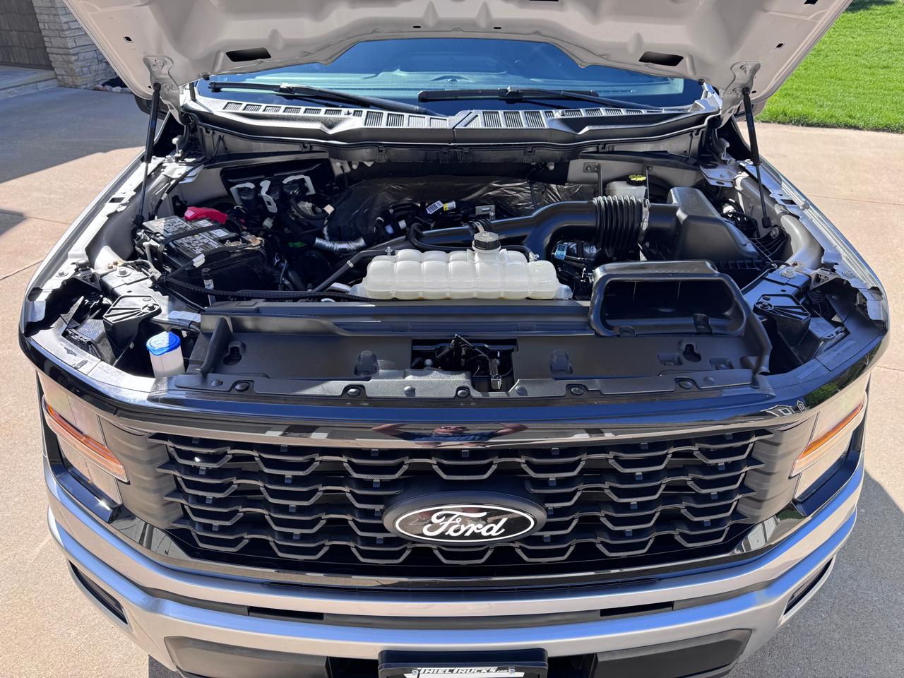 Ford F-150 STX 4WD SuperCrew 5.5' Box 2024