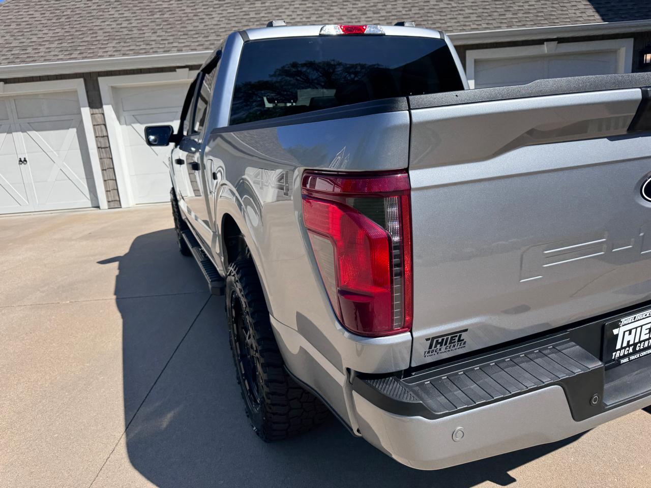 Ford F-150 STX 4WD SuperCrew 5.5' Box 2024