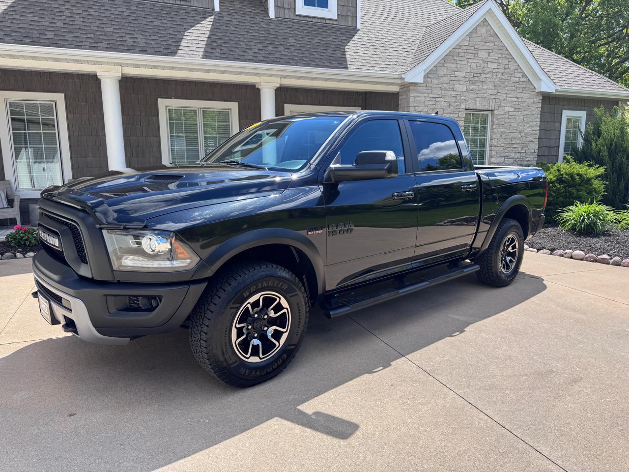 RAM 1500 Rebel 4x4 Crew Cab 5'7" Box 2017