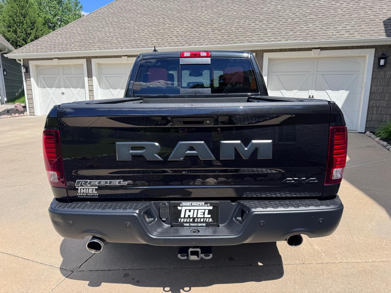 RAM 1500 Rebel 4x4 Crew Cab 5'7" Box 2017