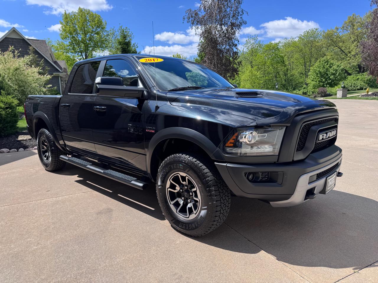 RAM 1500 Rebel 4x4 Crew Cab 5'7" Box 2017