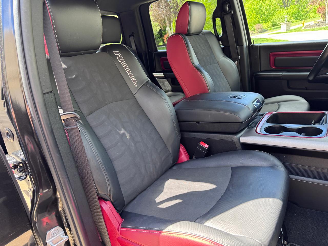 RAM 1500 Rebel 4x4 Crew Cab 5'7" Box 2017