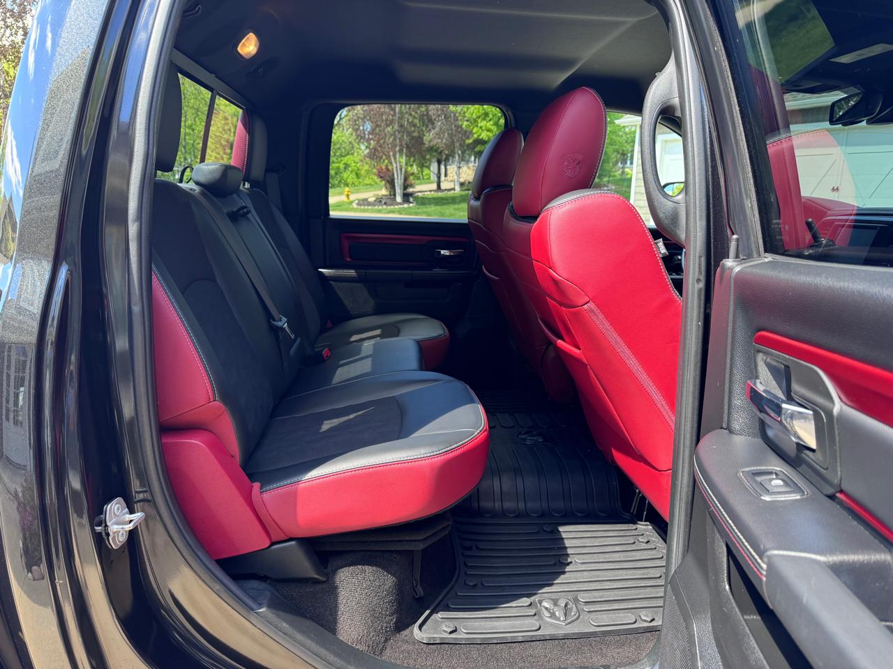 RAM 1500 Rebel 4x4 Crew Cab 5'7" Box 2017