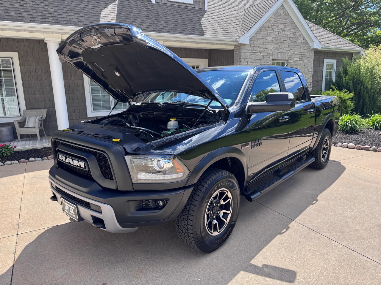 RAM 1500 Rebel 4x4 Crew Cab 5'7" Box 2017