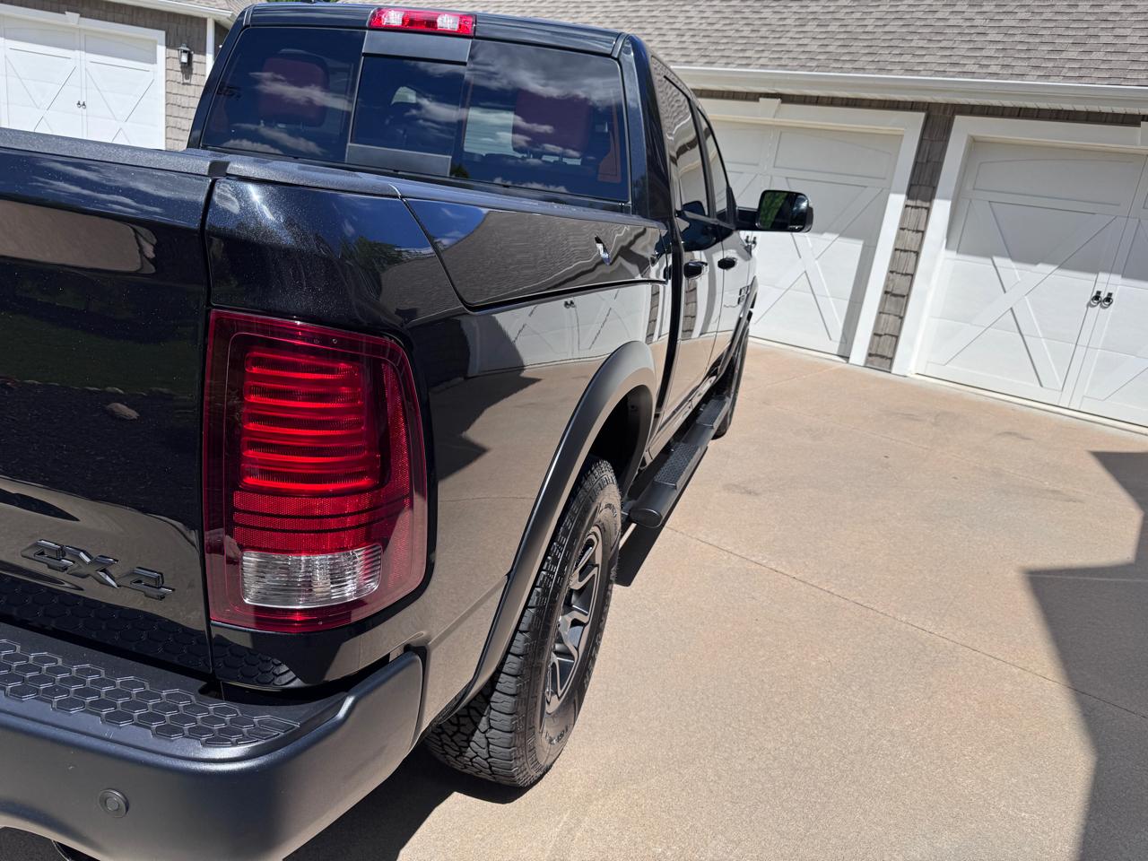 RAM 1500 Rebel 4x4 Crew Cab 5'7" Box 2017
