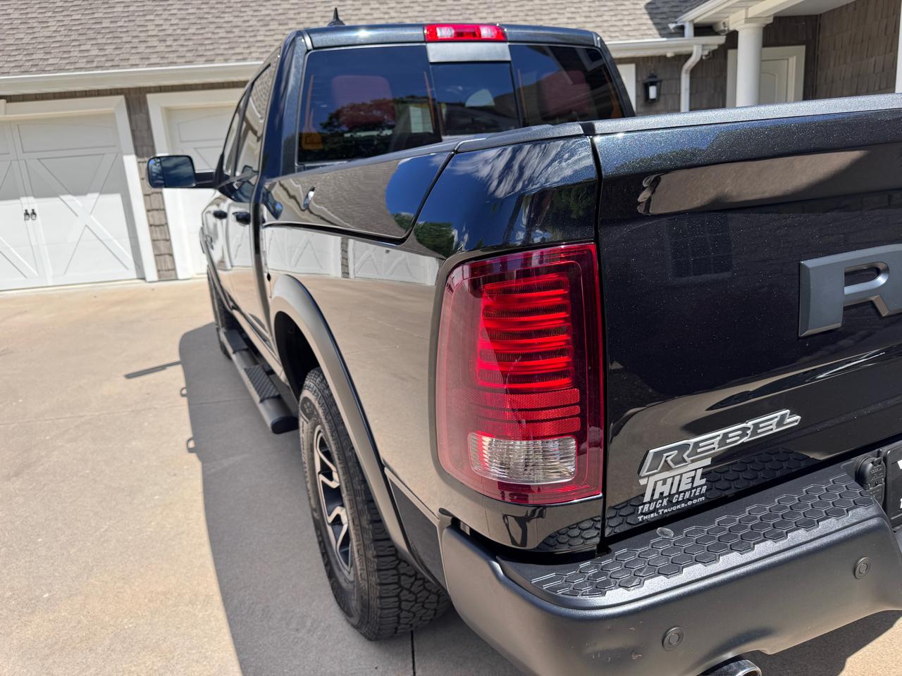 RAM 1500 Rebel 4x4 Crew Cab 5'7" Box 2017