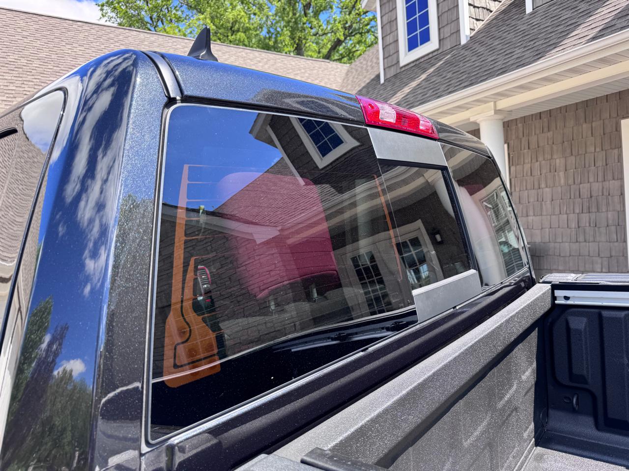 RAM 1500 Rebel 4x4 Crew Cab 5'7" Box 2017