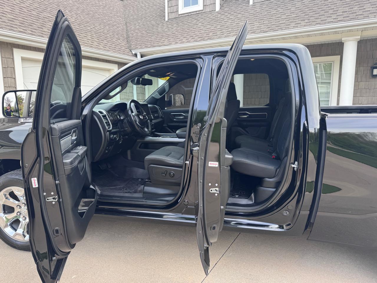RAM 1500 Big Horn/Lone Star 4x4 Quad Cab 6'4" Box 2019