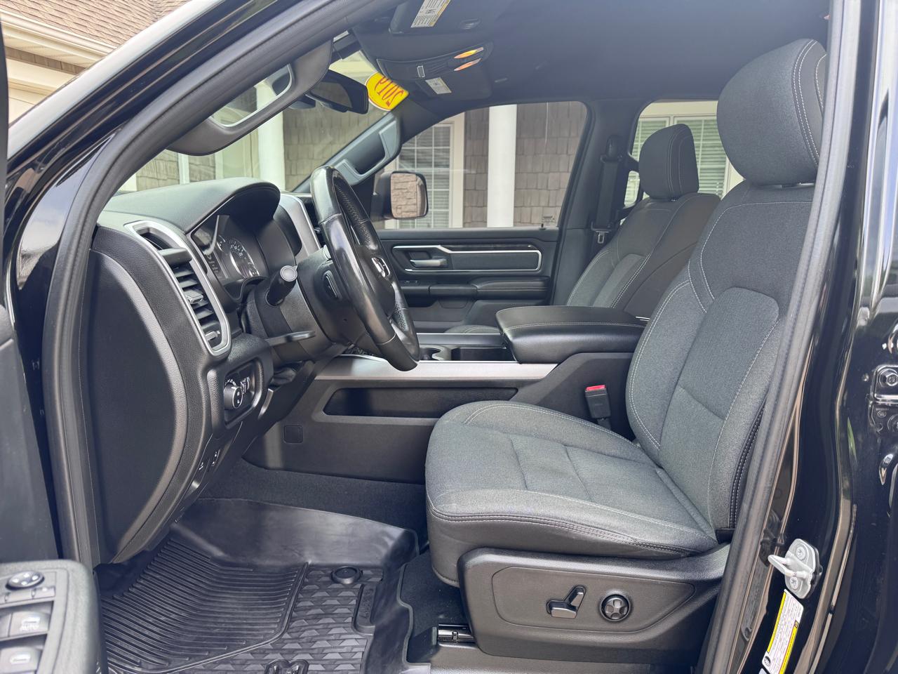 RAM 1500 Big Horn/Lone Star 4x4 Quad Cab 6'4" Box 2019