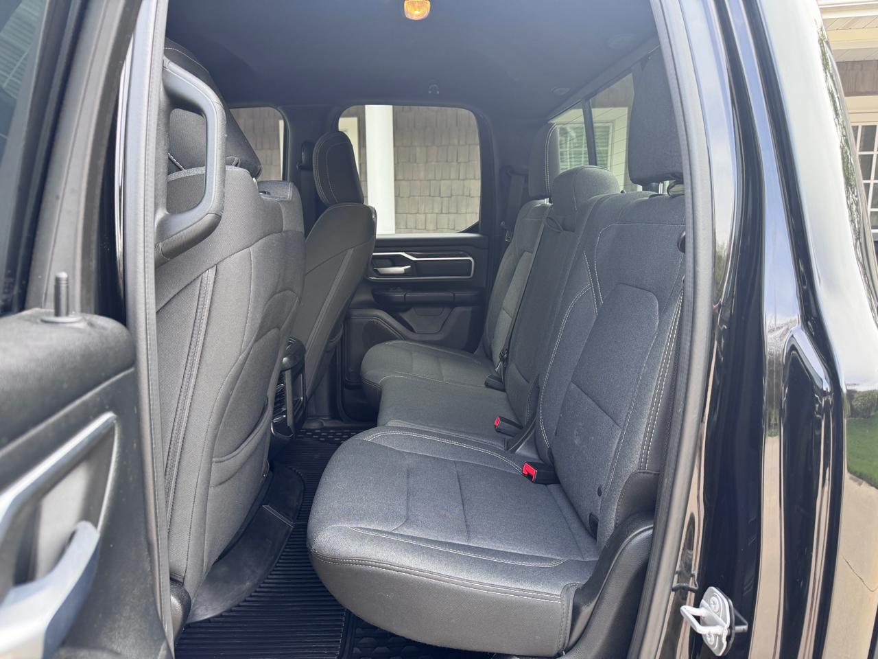 RAM 1500 Big Horn/Lone Star 4x4 Quad Cab 6'4" Box 2019