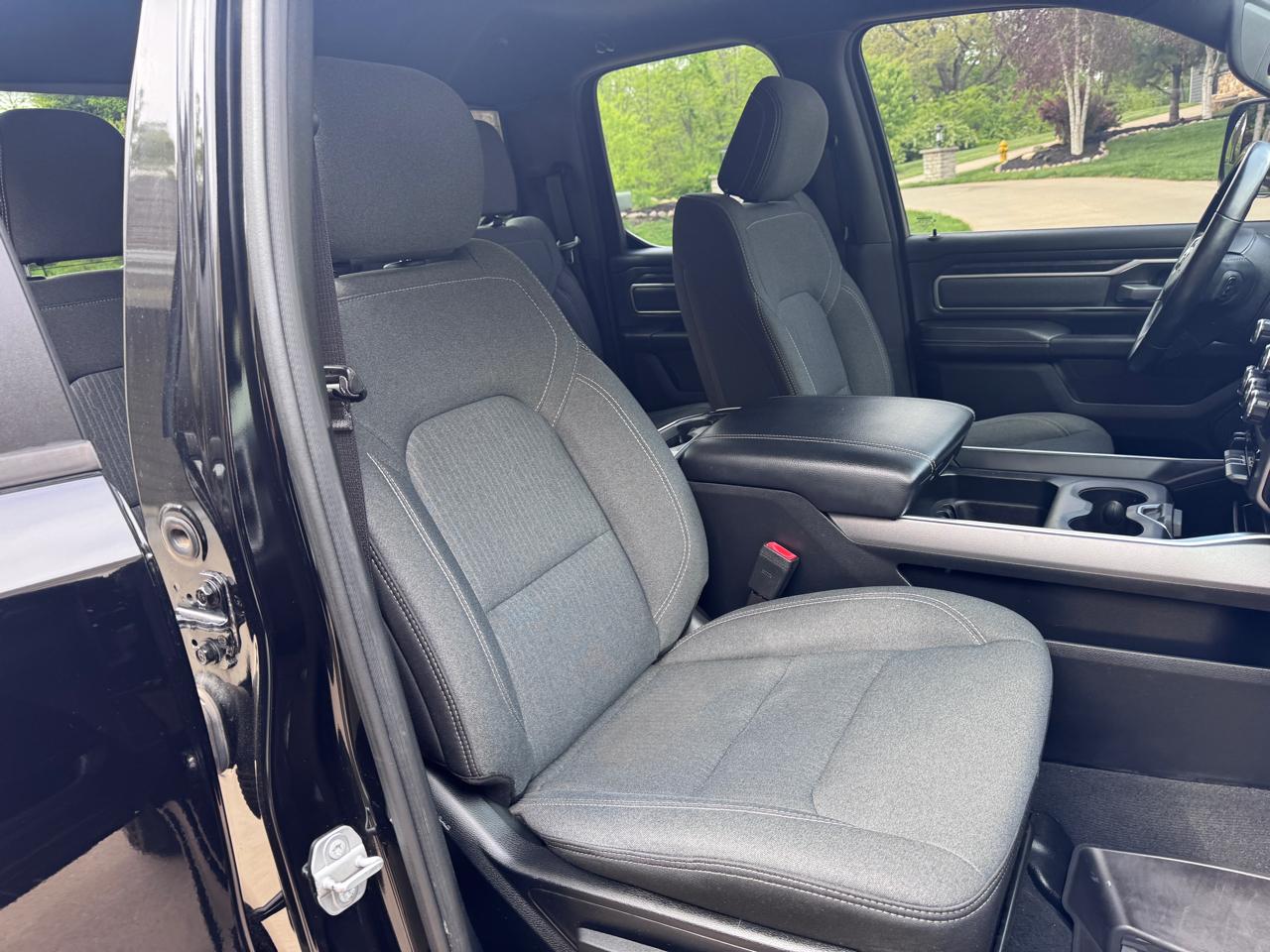 RAM 1500 Big Horn/Lone Star 4x4 Quad Cab 6'4" Box 2019