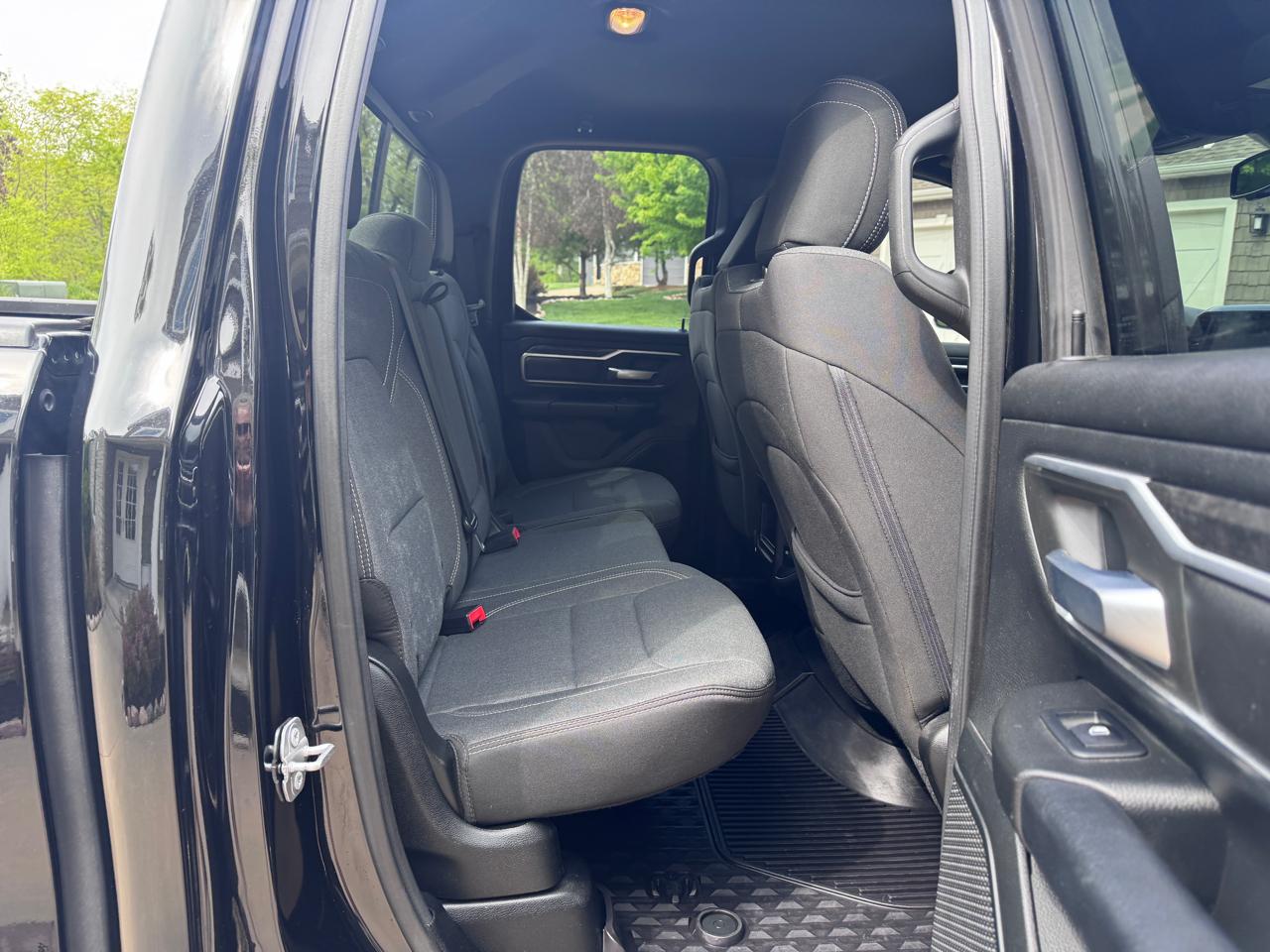 RAM 1500 Big Horn/Lone Star 4x4 Quad Cab 6'4" Box 2019