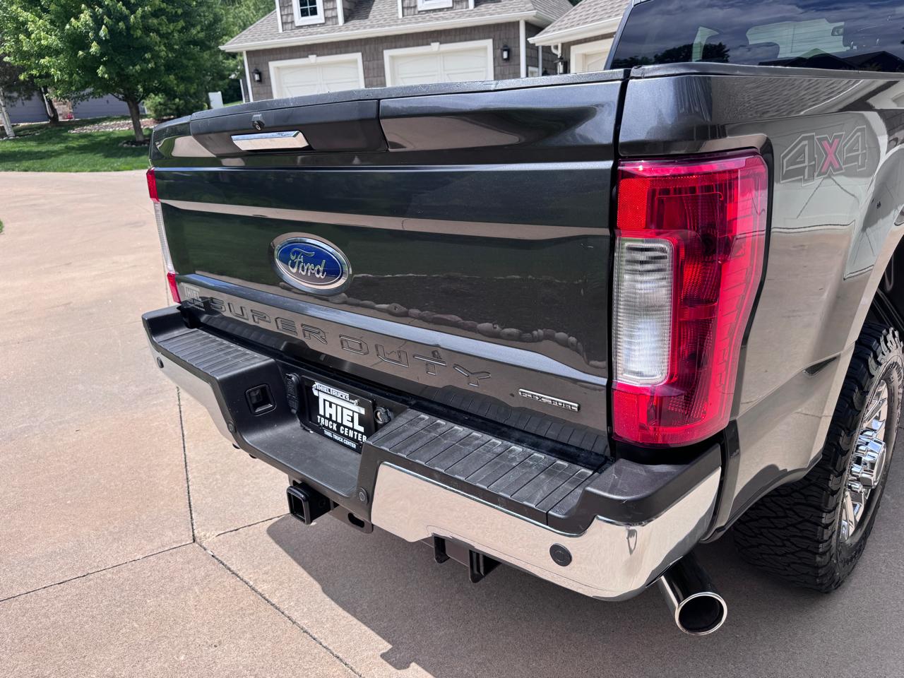Ford Super Duty F-250 SRW XLT 4WD SuperCab 8' Box 2017