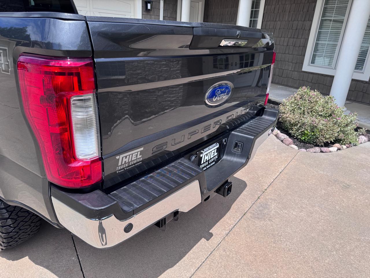 Ford Super Duty F-250 SRW XLT 4WD SuperCab 8' Box 2017