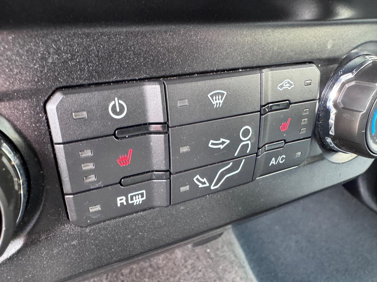 Ford Super Duty F-250 SRW XLT 4WD SuperCab 8' Box 2017
