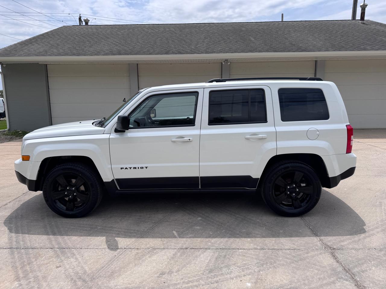 Jeep Patriot FWD 4dr Altitude Edition 2015