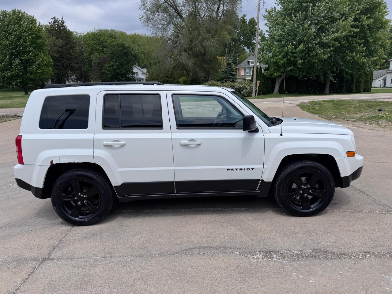 Jeep Patriot FWD 4dr Altitude Edition 2015
