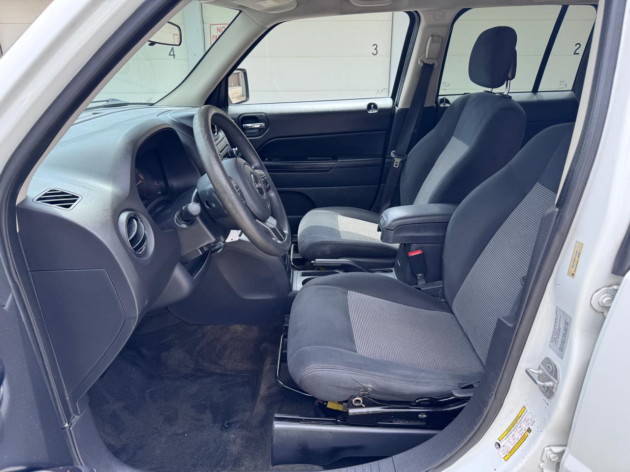 Jeep Patriot FWD 4dr Altitude Edition 2015