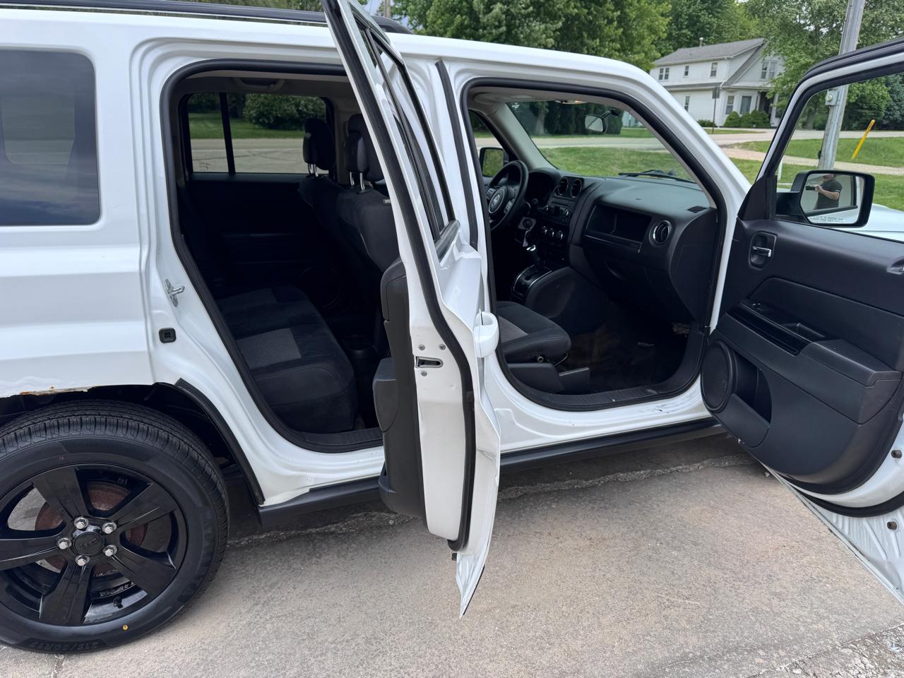 Jeep Patriot FWD 4dr Altitude Edition 2015