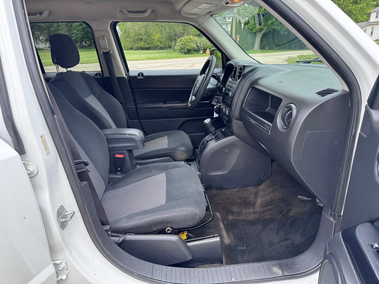 Jeep Patriot FWD 4dr Altitude Edition 2015