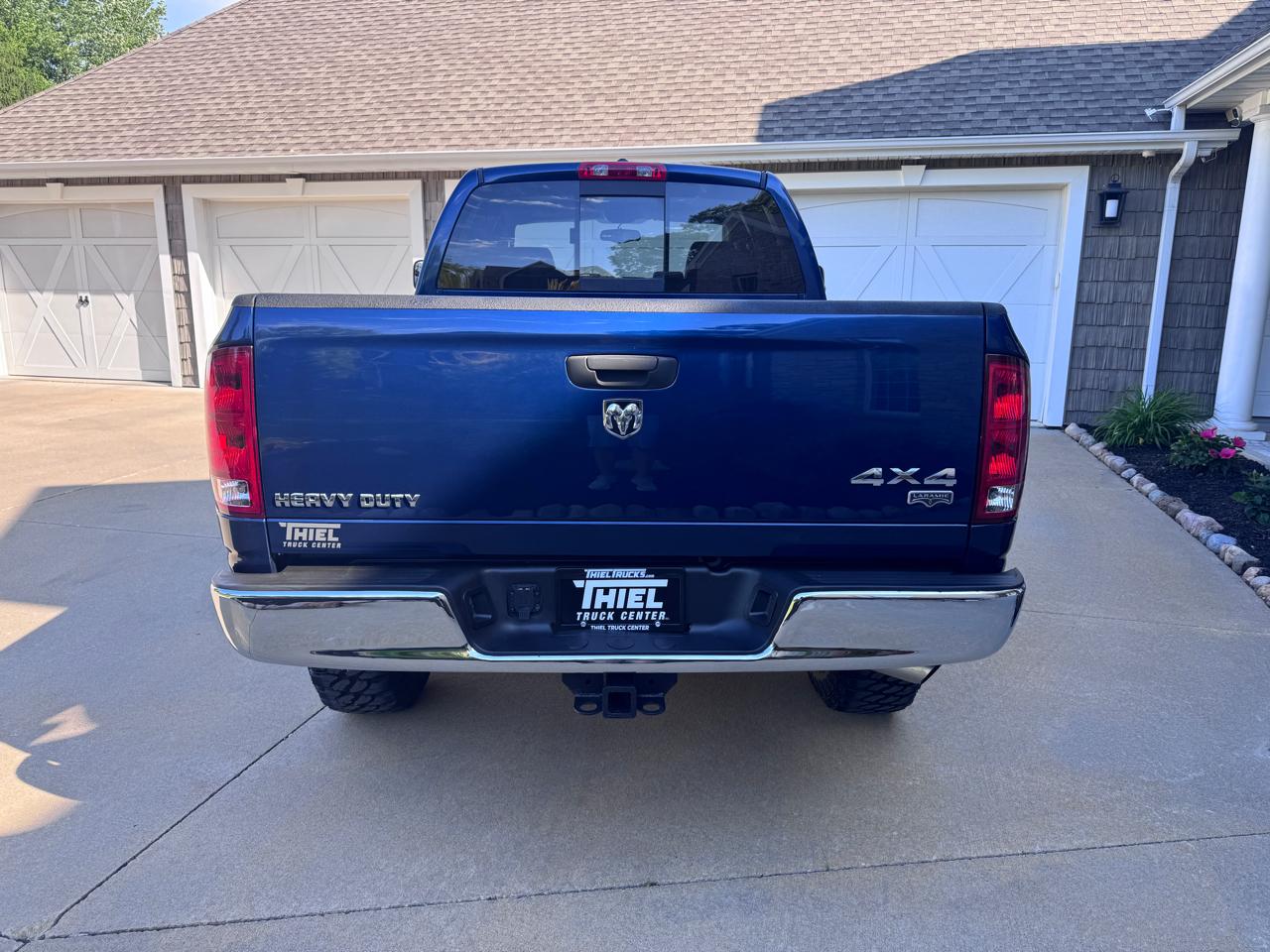 Dodge Ram 2500 4dr Quad Cab 140.5 4WD Laramie 2006