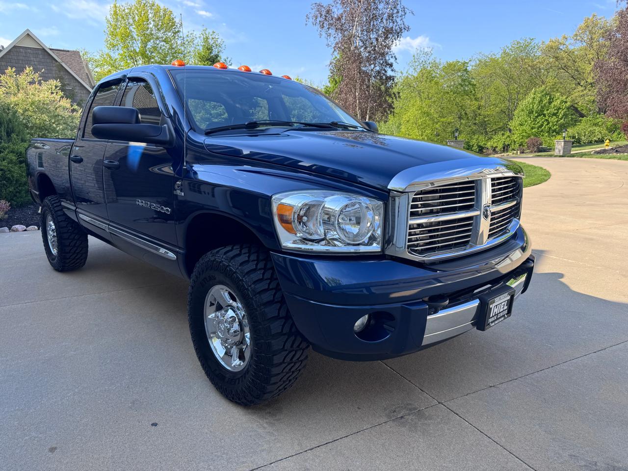 Dodge Ram 2500 4dr Quad Cab 140.5 4WD Laramie 2006