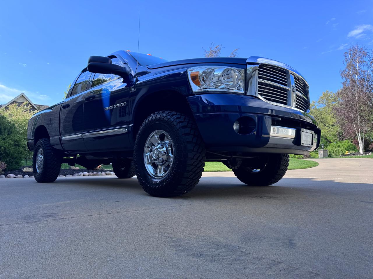 Dodge Ram 2500 4dr Quad Cab 140.5 4WD Laramie 2006