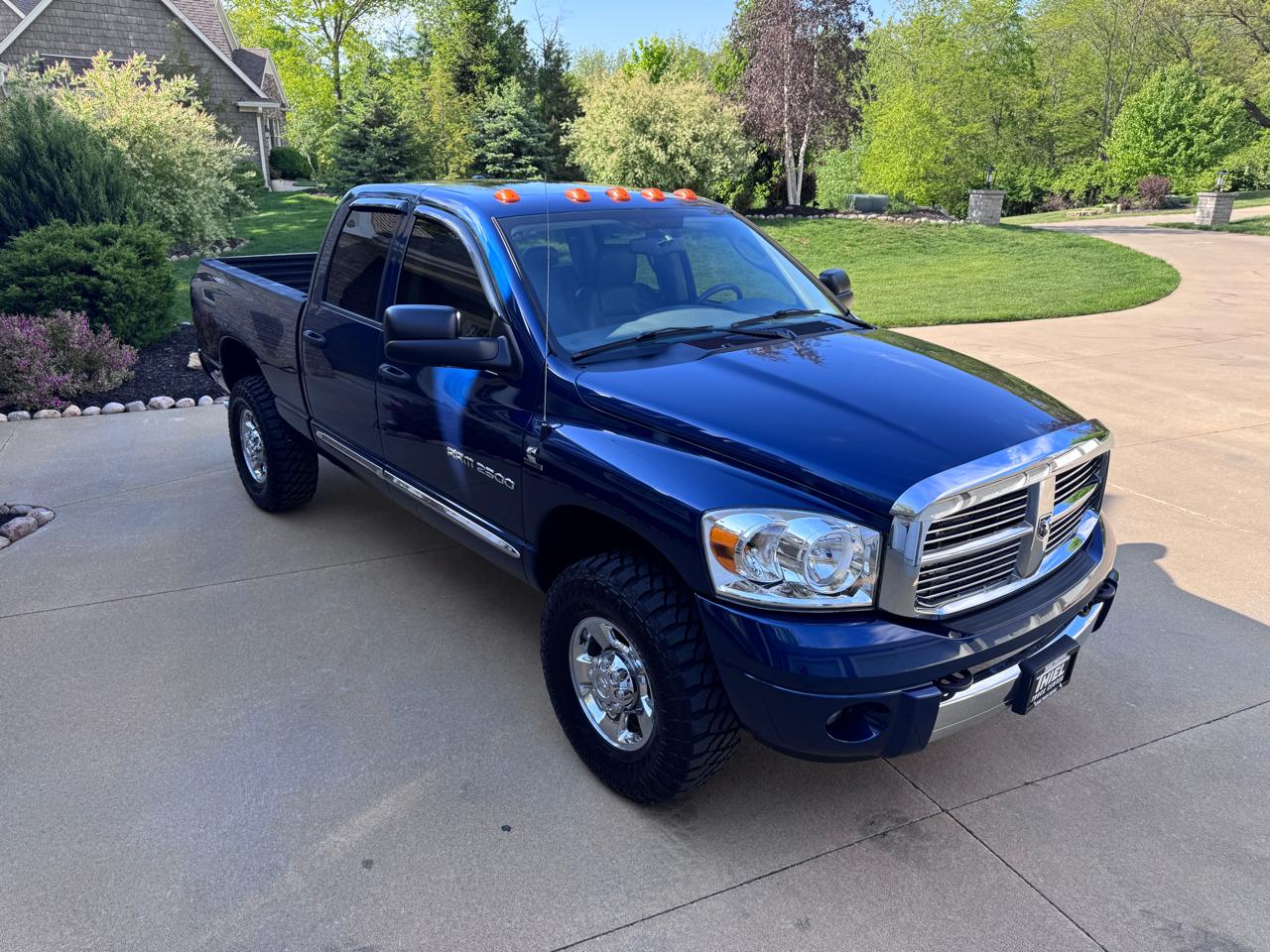 Dodge Ram 2500 4dr Quad Cab 140.5 4WD Laramie 2006