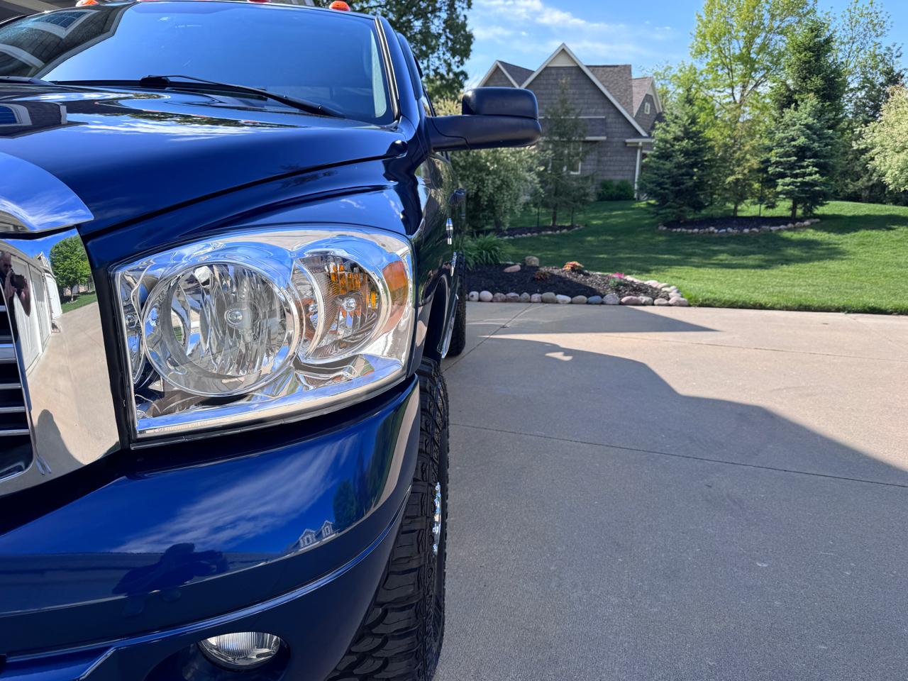 Dodge Ram 2500 4dr Quad Cab 140.5 4WD Laramie 2006