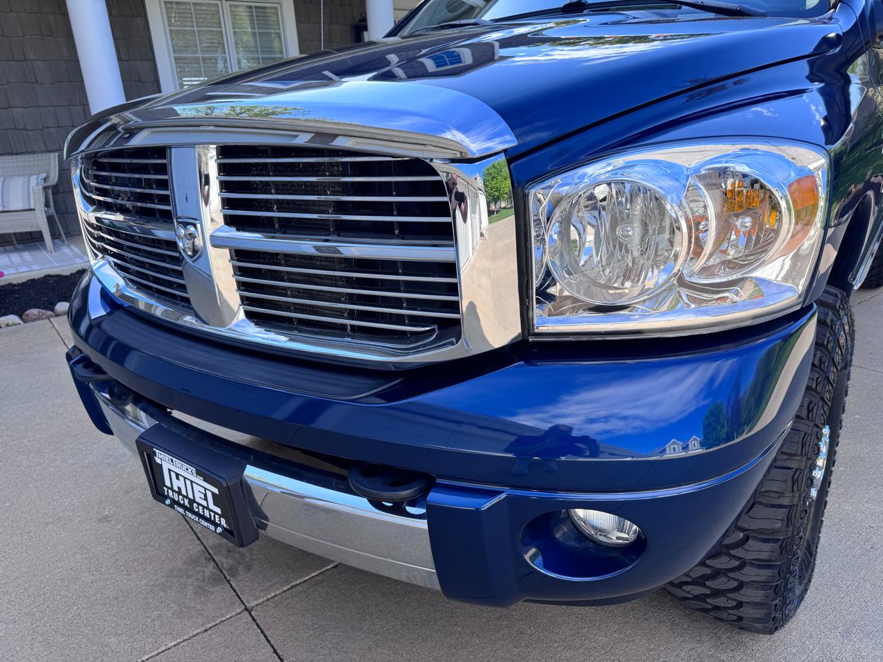 Dodge Ram 2500 4dr Quad Cab 140.5 4WD Laramie 2006