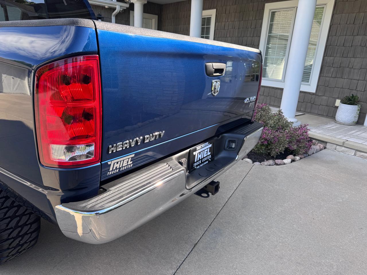 Dodge Ram 2500 4dr Quad Cab 140.5 4WD Laramie 2006