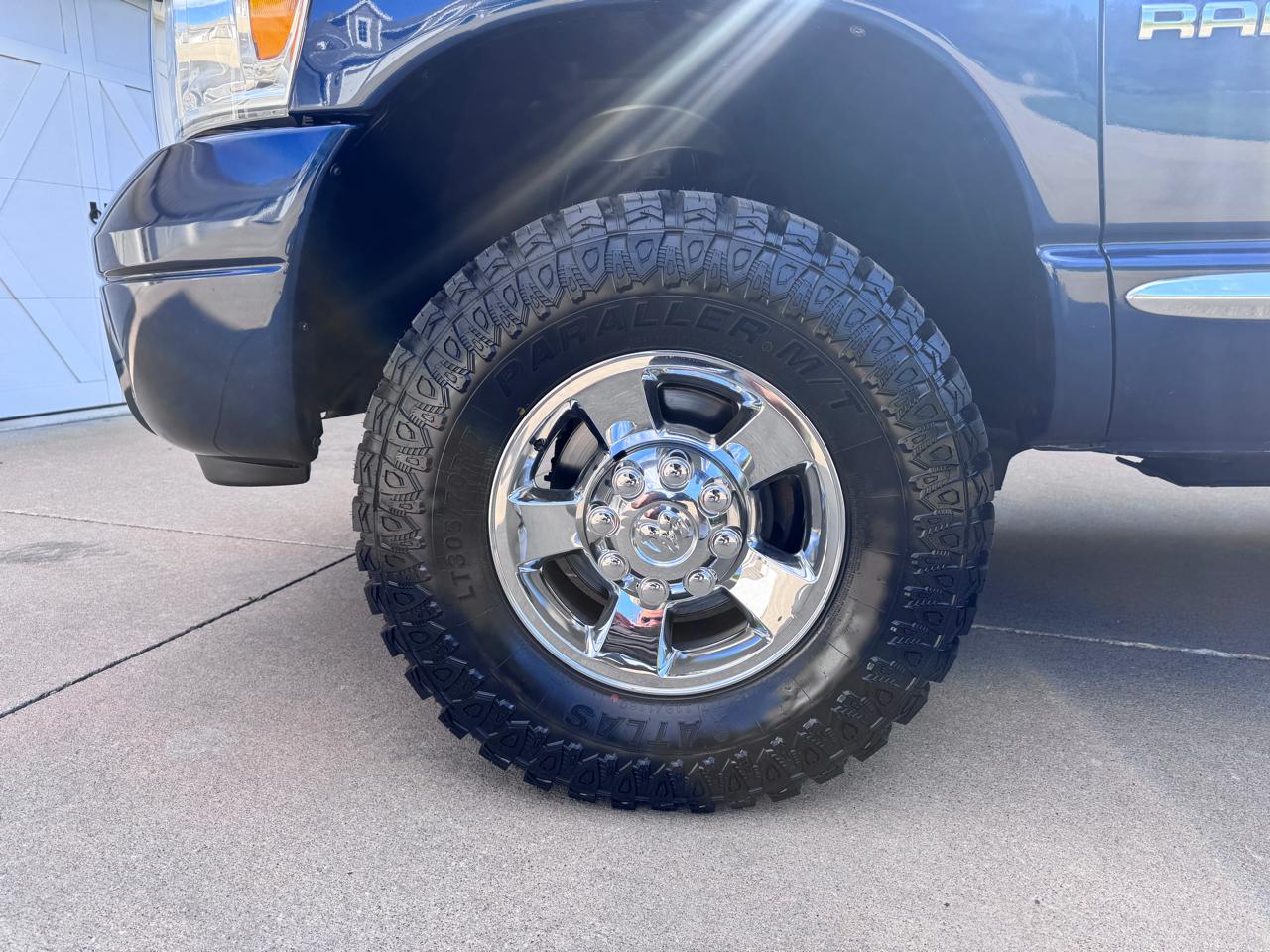 Dodge Ram 2500 4dr Quad Cab 140.5 4WD Laramie 2006