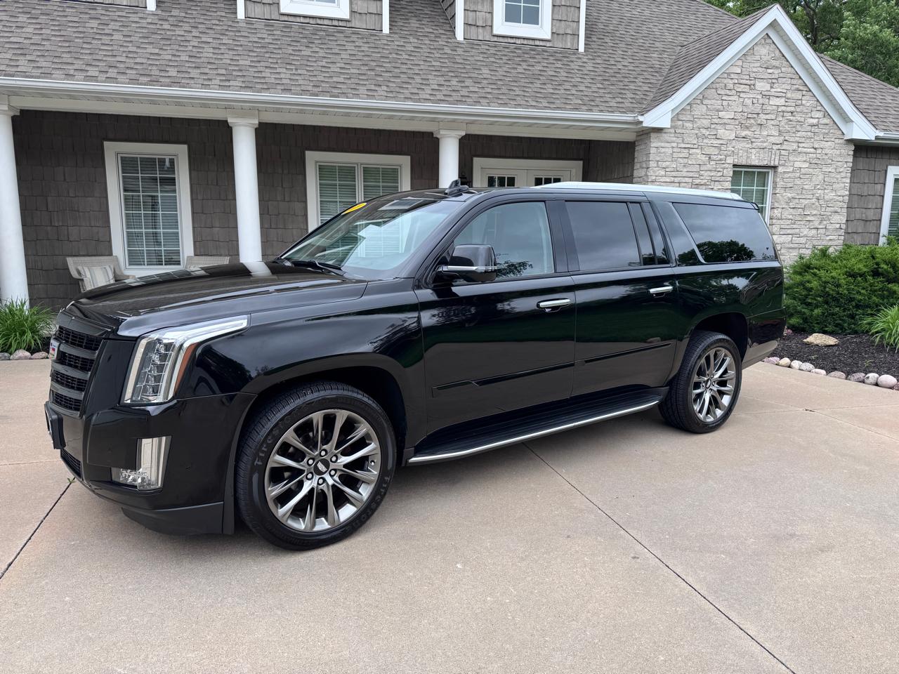 Cadillac Escalade ESV 4WD 4dr Luxury 2019