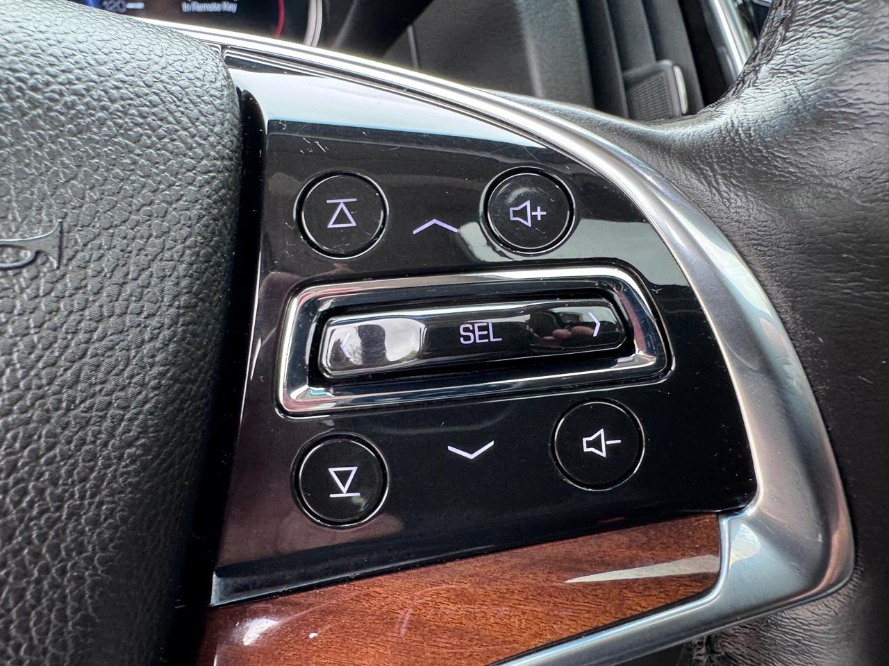 Cadillac Escalade ESV 4WD 4dr Luxury 2019