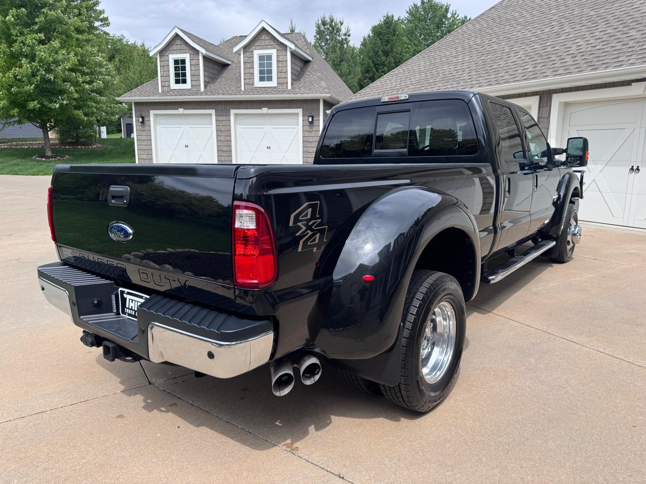 Ford Super Duty F-450 DRW 4WD Crew Cab 172" Lariat 2012