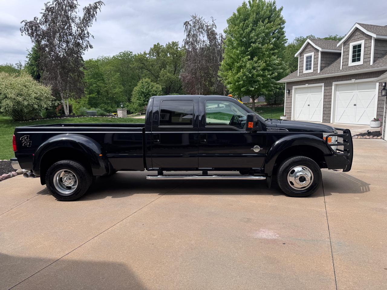 Ford Super Duty F-450 DRW 4WD Crew Cab 172" Lariat 2012