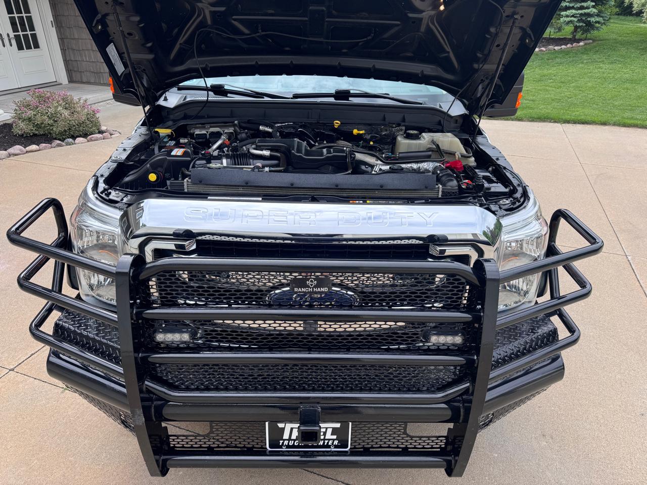 Ford Super Duty F-450 DRW 4WD Crew Cab 172" Lariat 2012
