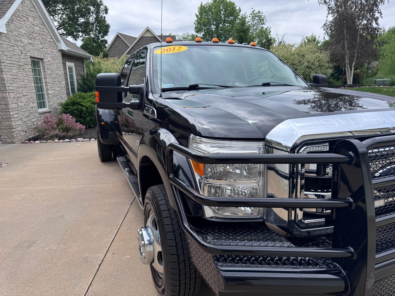 Ford Super Duty F-450 DRW 4WD Crew Cab 172" Lariat 2012