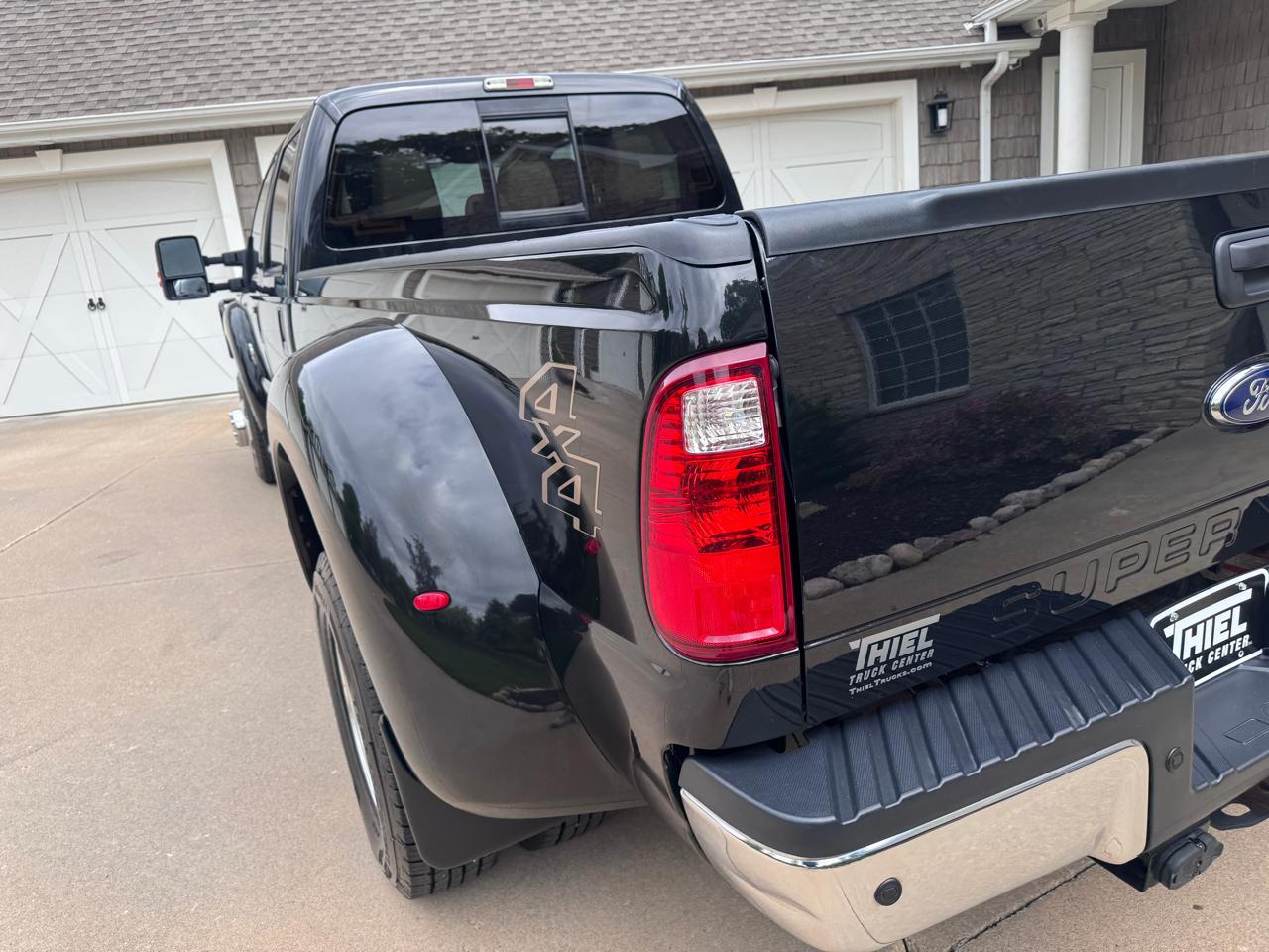 Ford Super Duty F-450 DRW 4WD Crew Cab 172" Lariat 2012