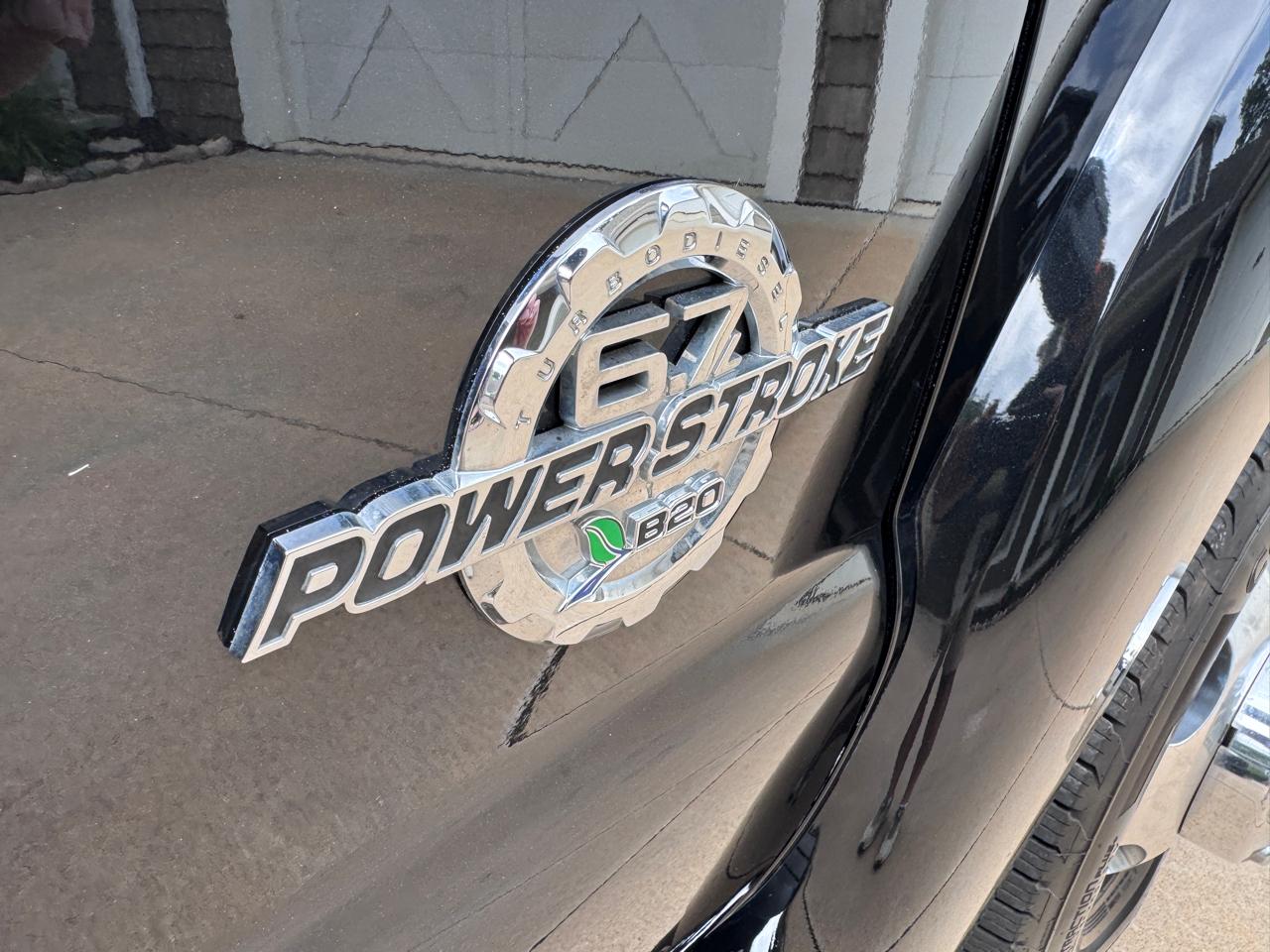 Ford Super Duty F-450 DRW 4WD Crew Cab 172" Lariat 2012
