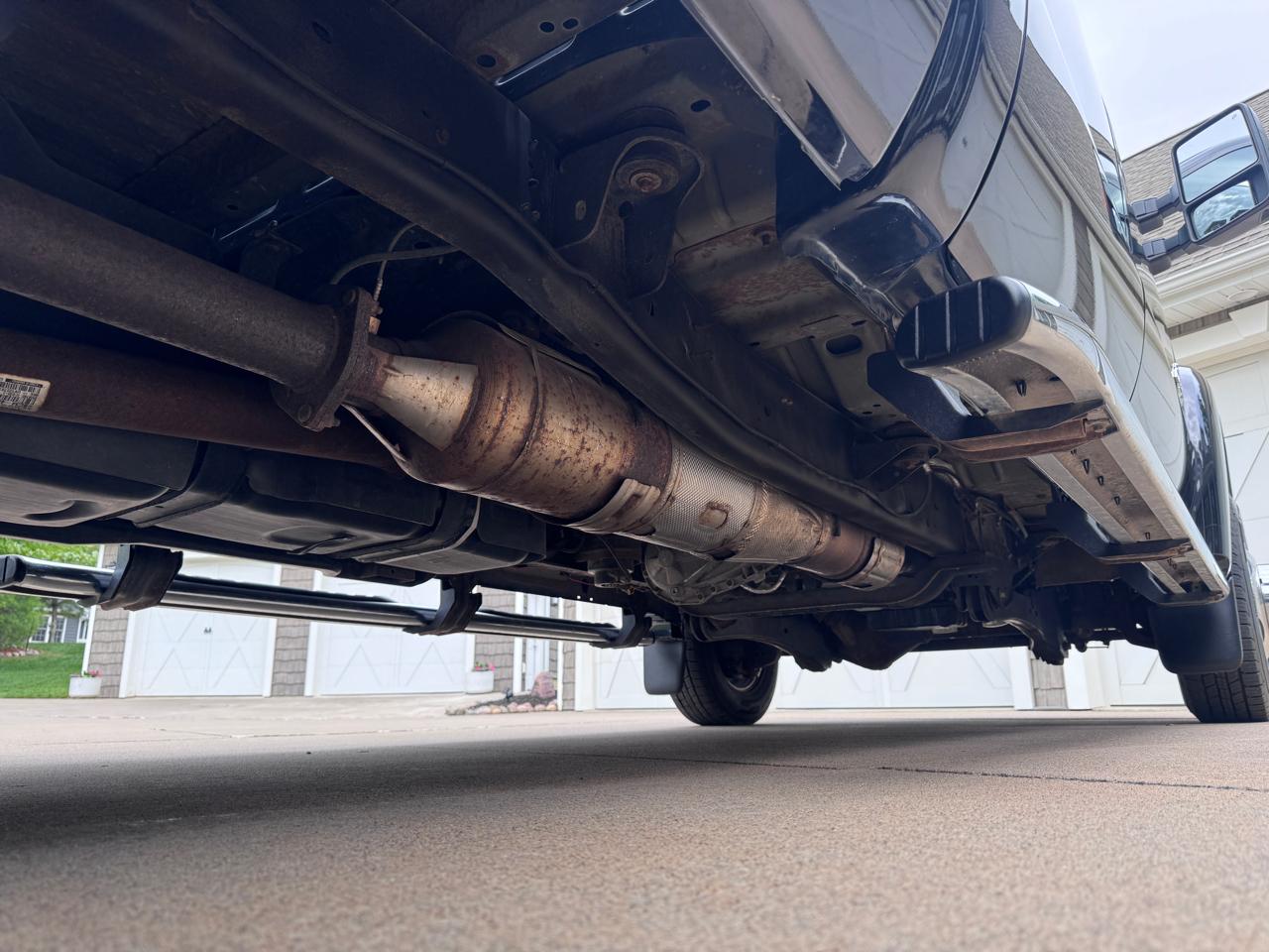 Ford Super Duty F-450 DRW 4WD Crew Cab 172" Lariat 2012