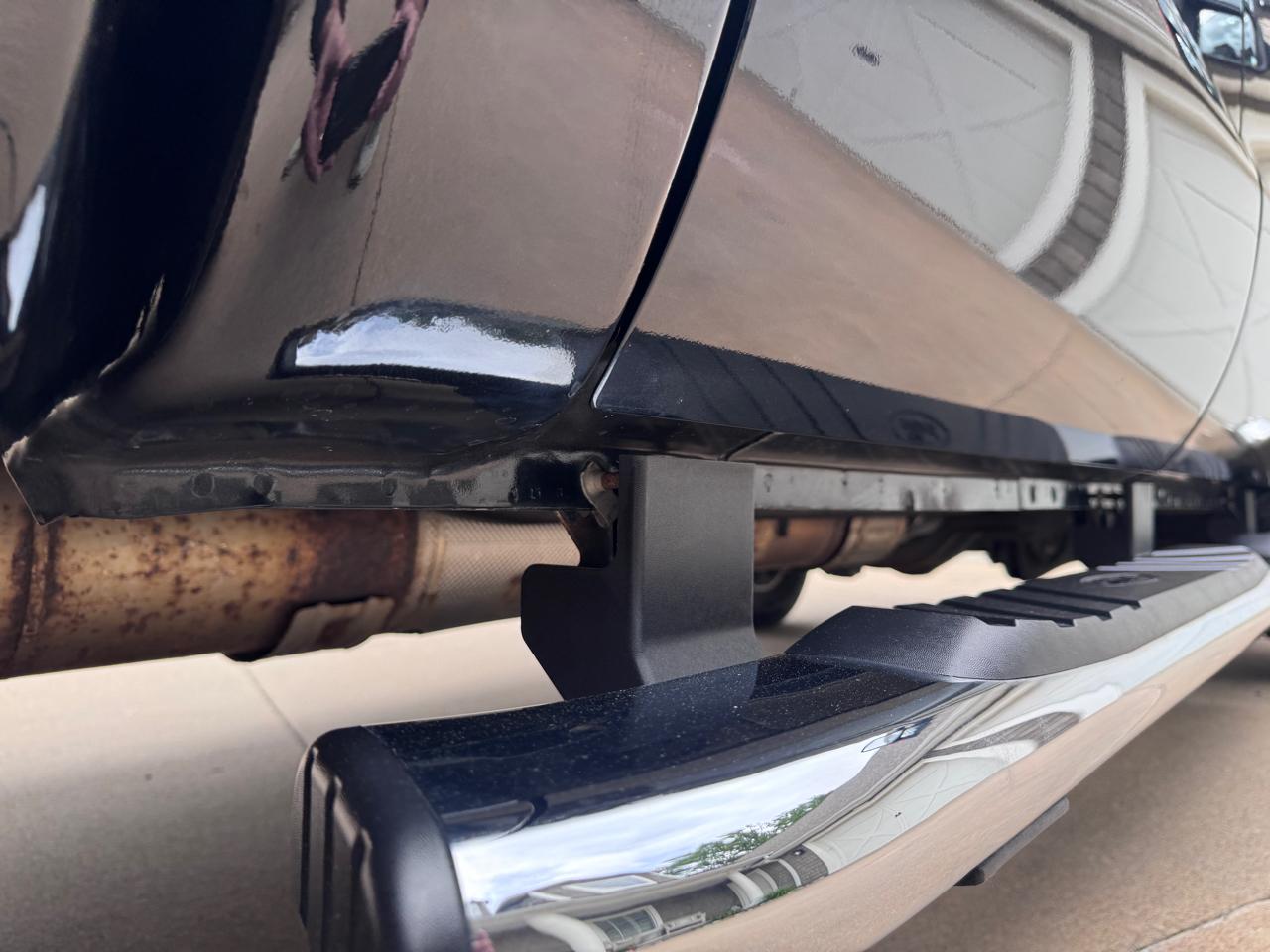 Ford Super Duty F-450 DRW 4WD Crew Cab 172" Lariat 2012